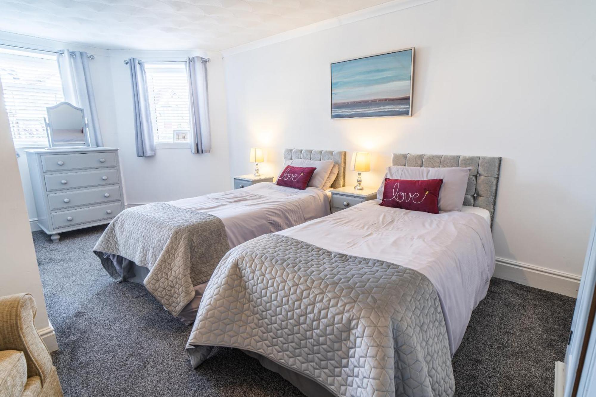 Beachmount Holiday Apartments コルウィン・ベイ エクステリア 写真