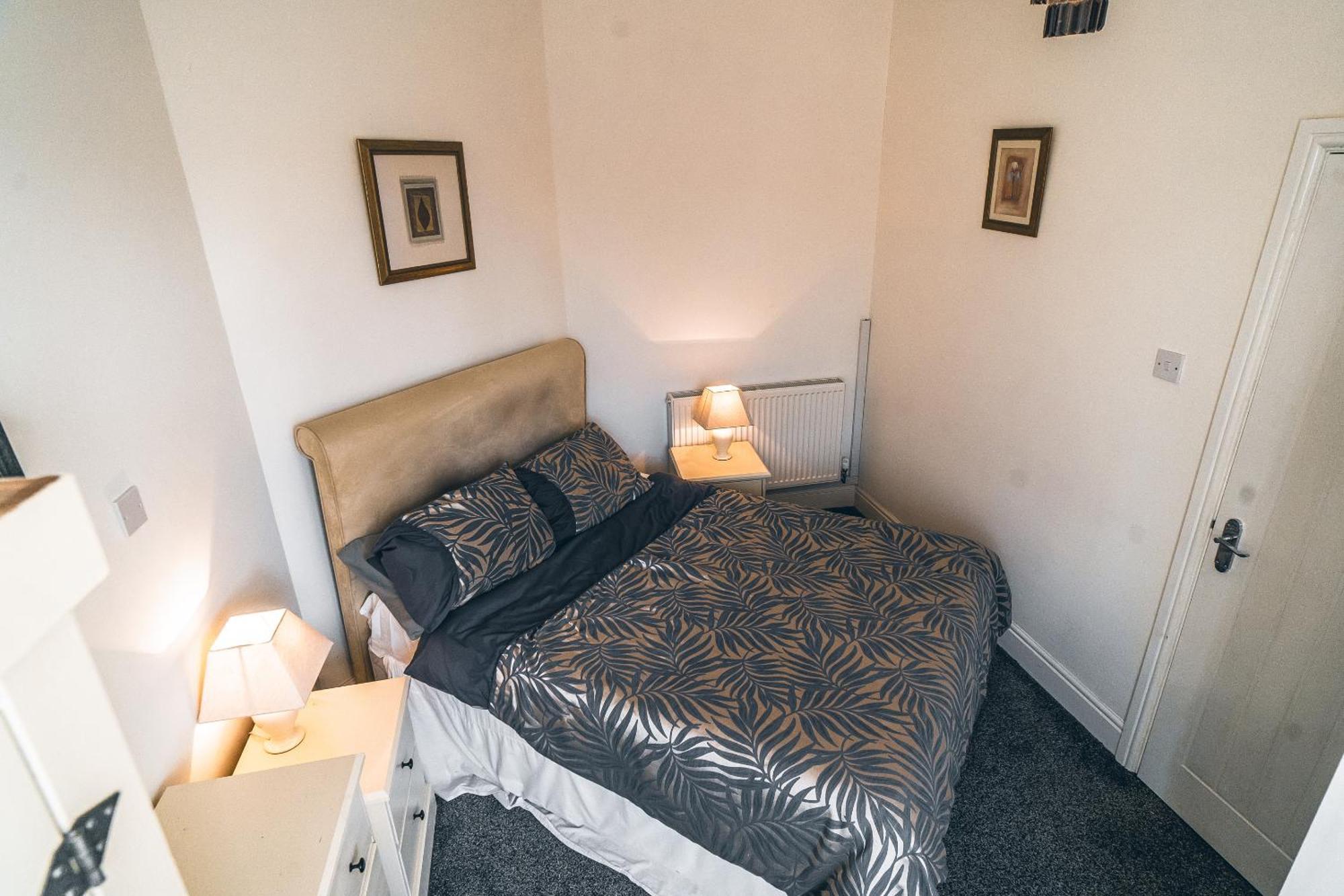 Beachmount Holiday Apartments コルウィン・ベイ エクステリア 写真