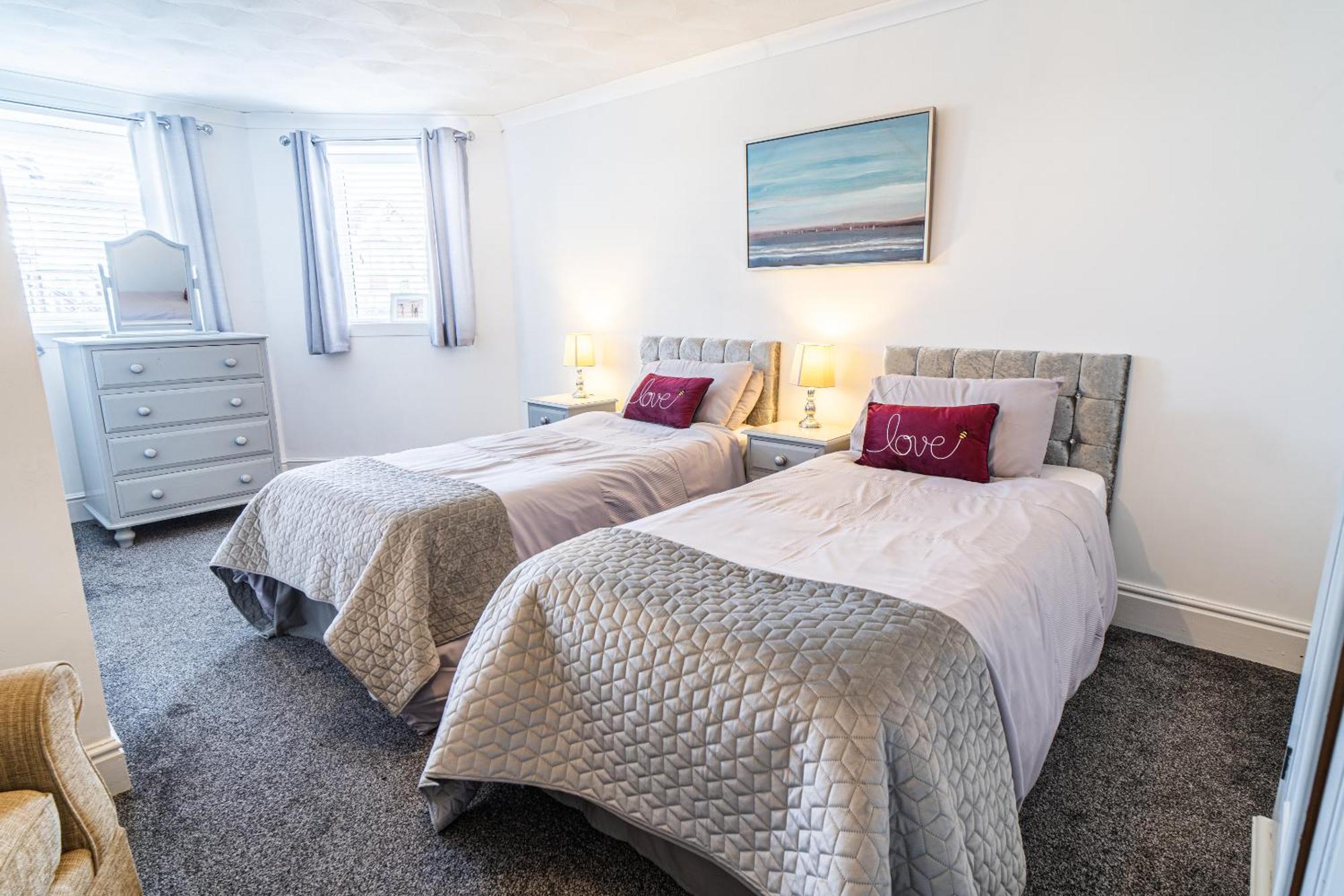 Beachmount Holiday Apartments コルウィン・ベイ エクステリア 写真
