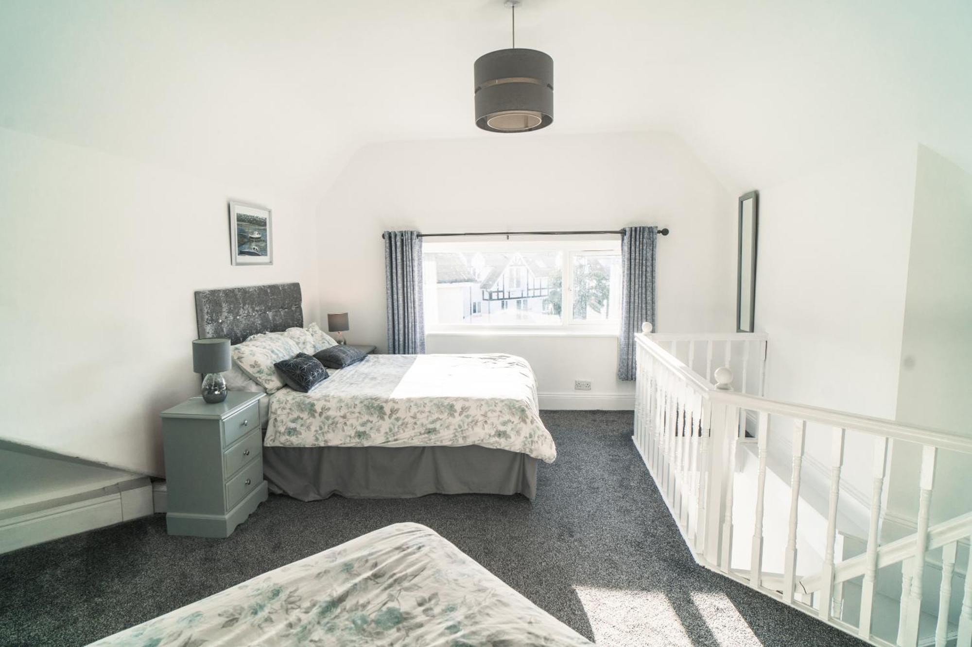 Beachmount Holiday Apartments コルウィン・ベイ エクステリア 写真