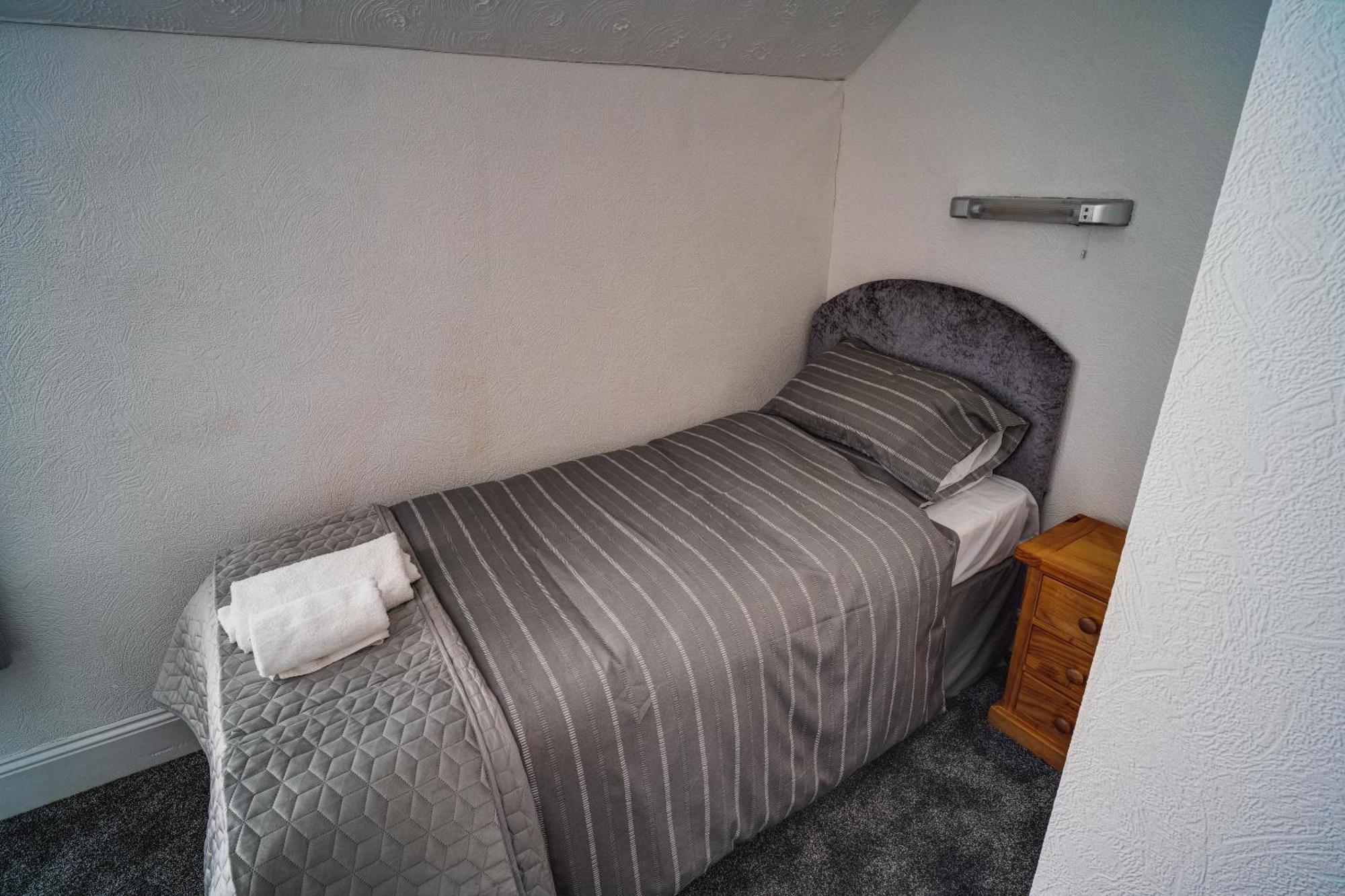Beachmount Holiday Apartments コルウィン・ベイ 部屋 写真